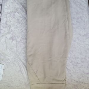 Nice Zara basic pants .It's about 37" length